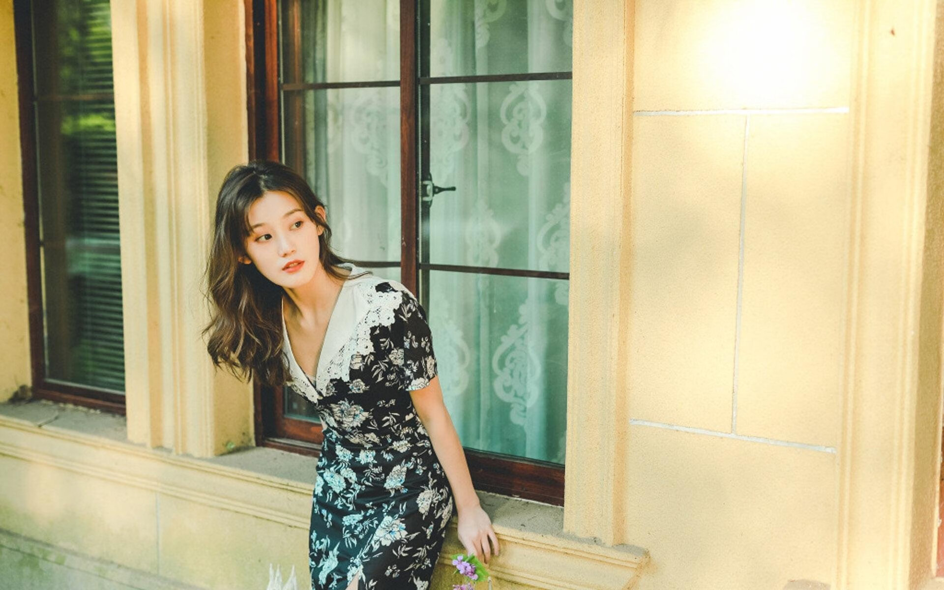 开云体育官方网入口-_湖人重燃希望，赢得关键比赛_，湖人 how many more