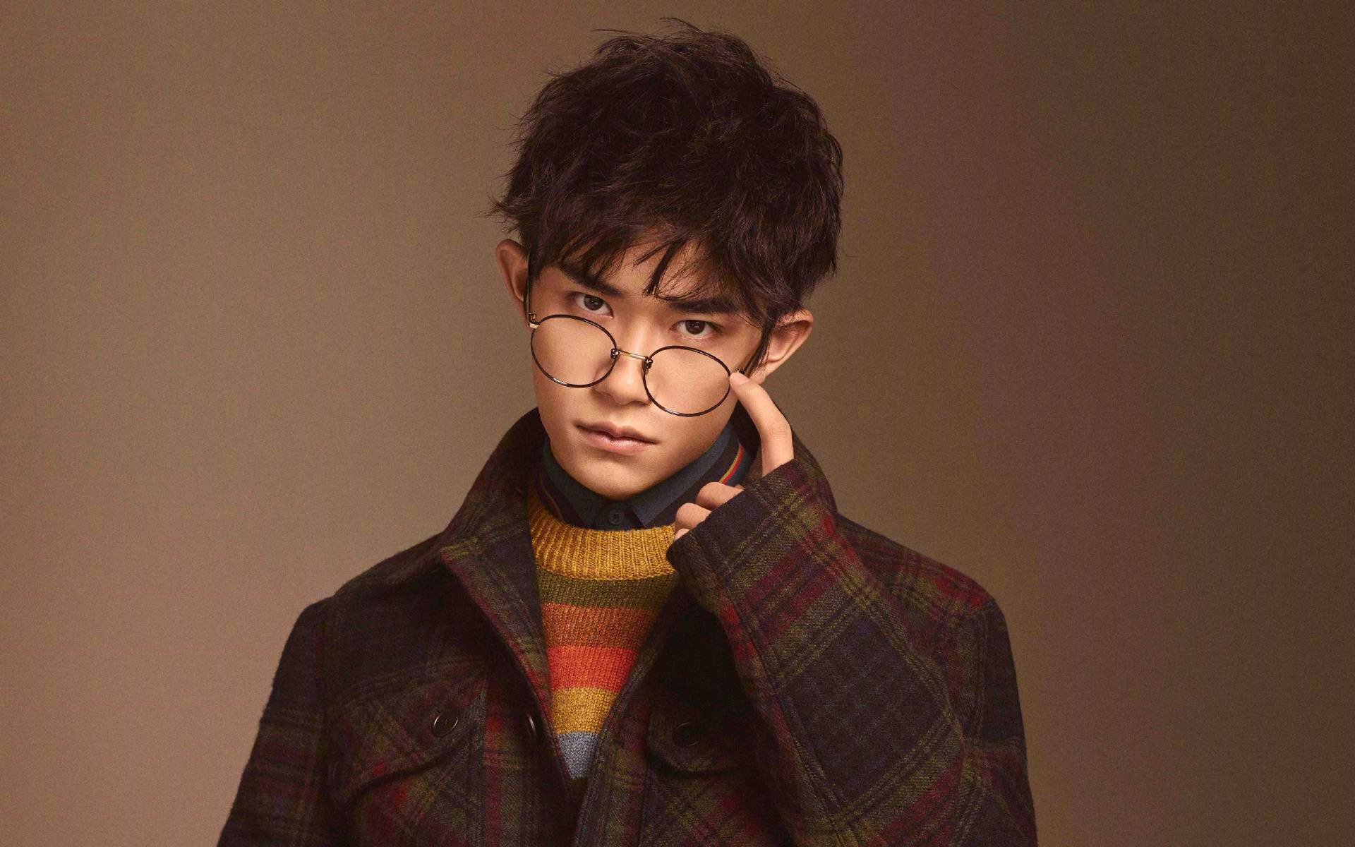 kaiyun 开云体育-《比赛冠军背后的故事：他们的成长与奋斗》，比赛赢得冠军的稿子